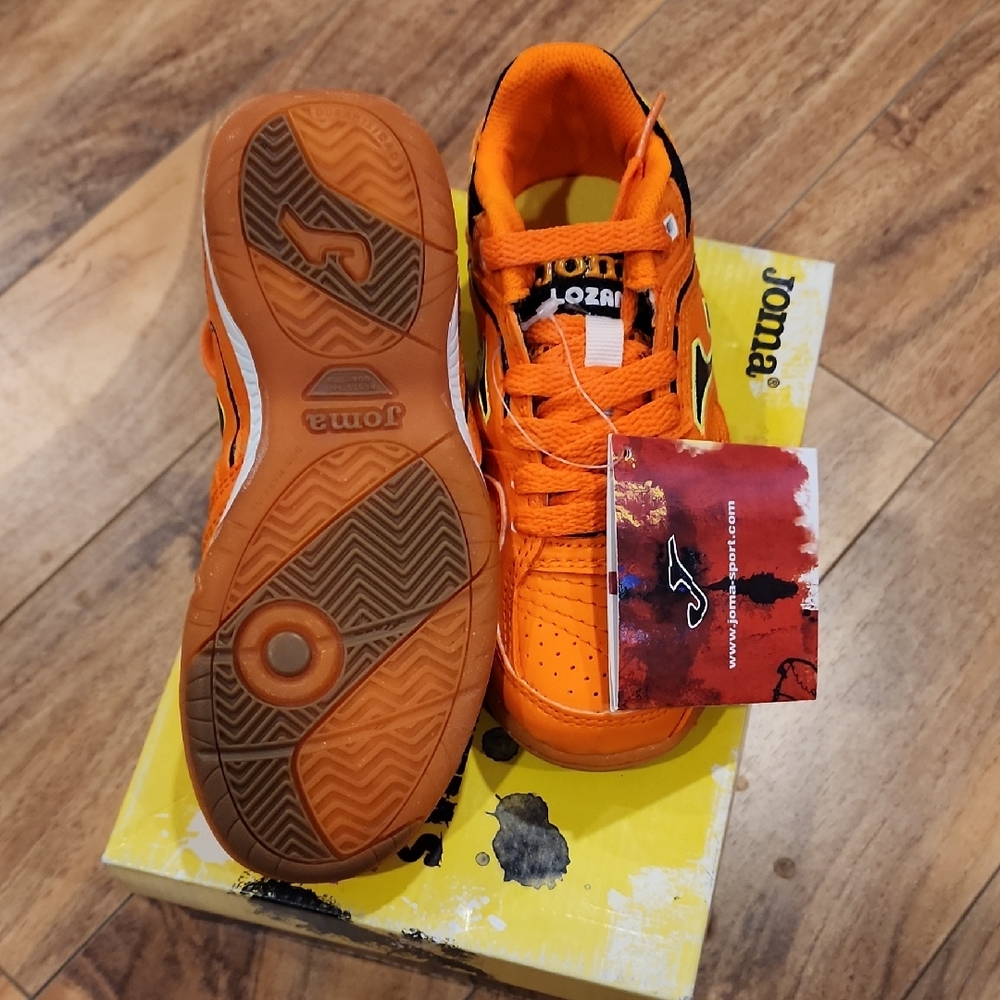 Joma LOZANO-108  Kids' INDOOR Vibrant Orange Soccer Sneakers.